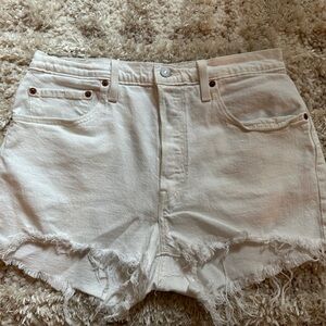 Levi's 501 White Jean Shorts Frayed Hem Casual